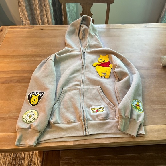 Disney Winnie the Pooh Sand Hoodie - Picture 2 of 10